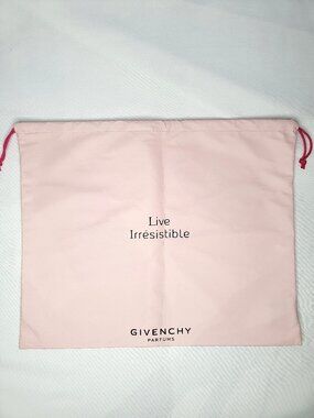 Limited Edition GWP Live Irresistible Givenchy Parfums Drawstring Pouch